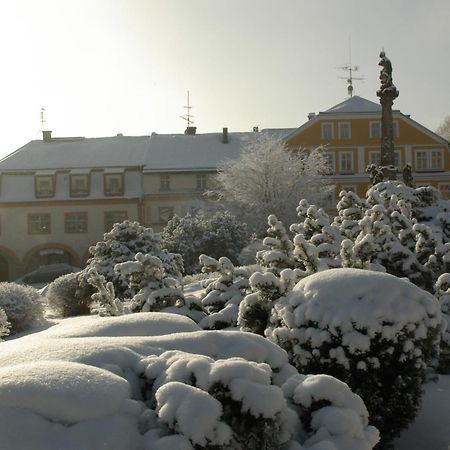 Pension & Restaurace Zeleny Mlyn Žacléř Buitenkant foto