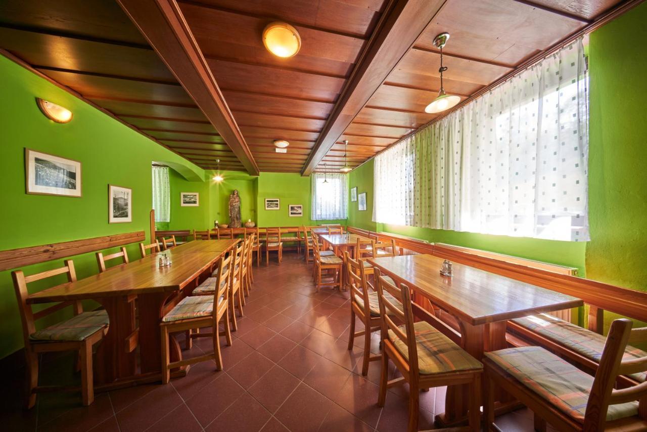 Pension & Restaurace Zeleny Mlyn Žacléř Buitenkant foto